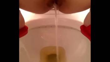 Chinese wife urethra pissing peeing pee m.